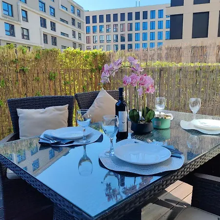 Old Brewery Terrace Apartment *
