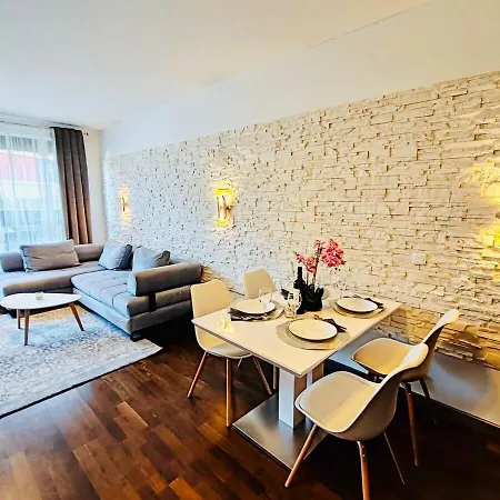 Old Brewery Terrace Apartment